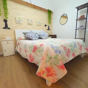 3 En Pleno Centro De Seville