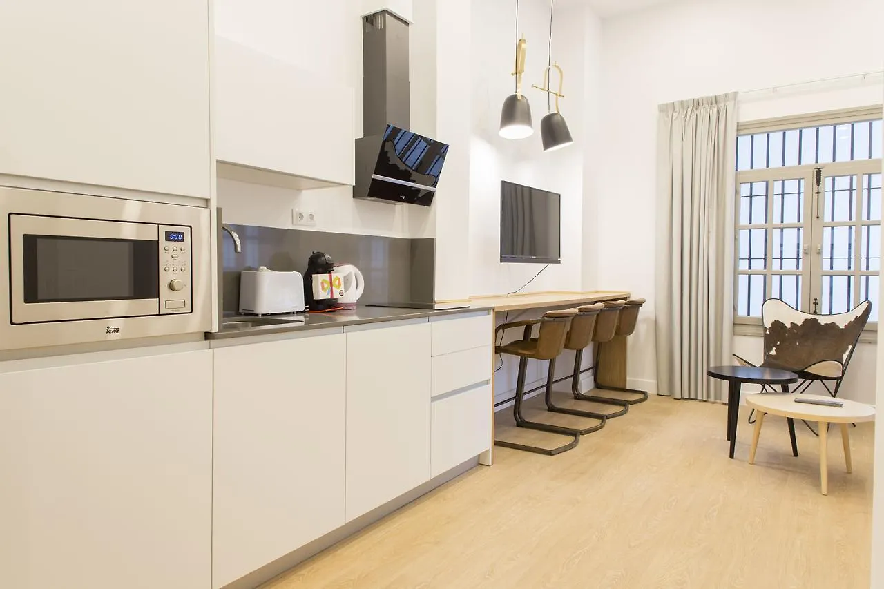 Ninesuites Sewilla Apartament